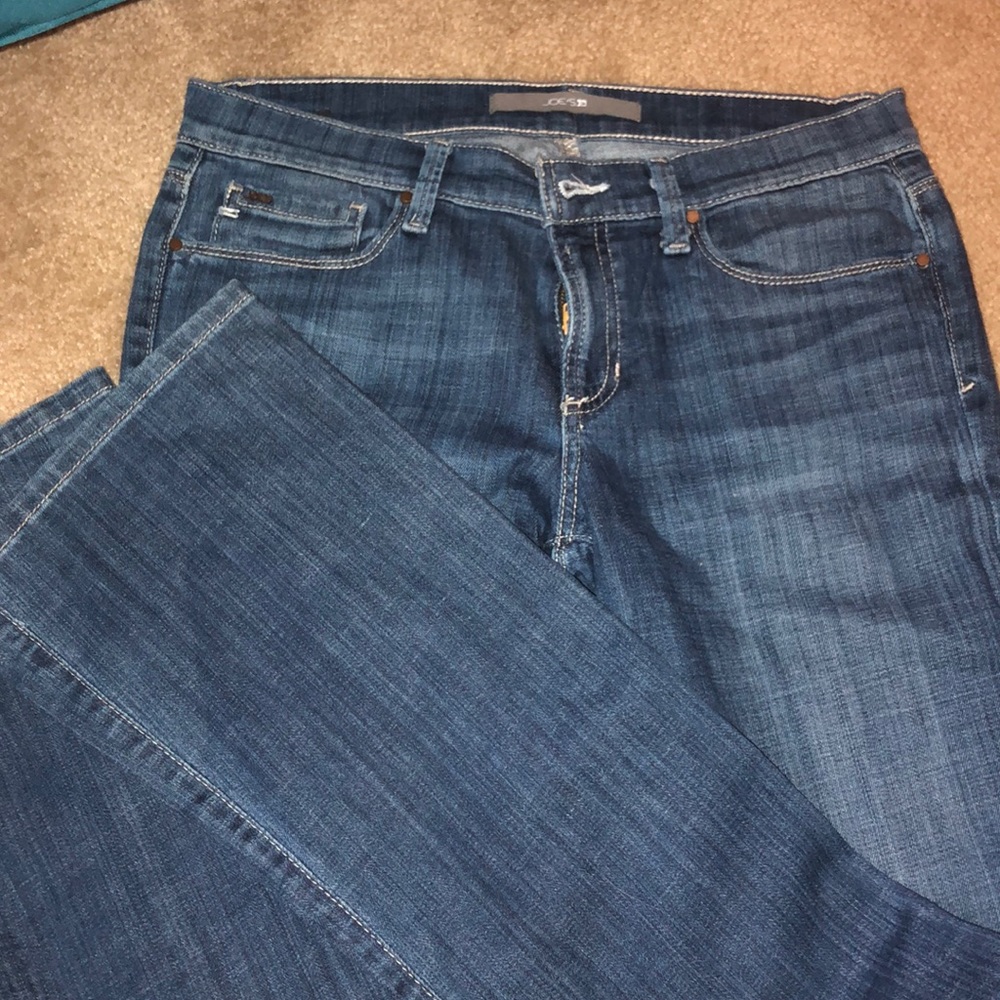 Joe’s Jeans The Rocker Lean Flare Fit